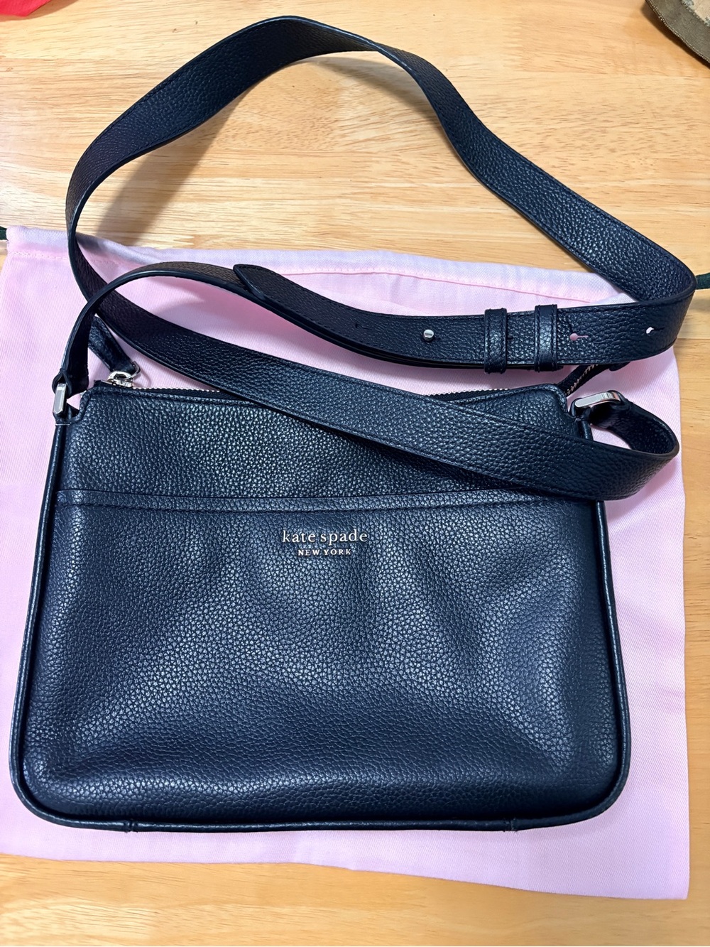 kate spade black pebbled leather messenger bag